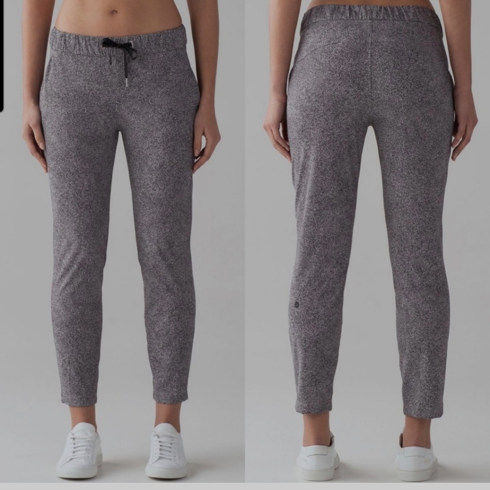 Lululemon - 4 - on the fly pants